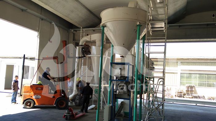 equipment for pellets cooling and bagging
