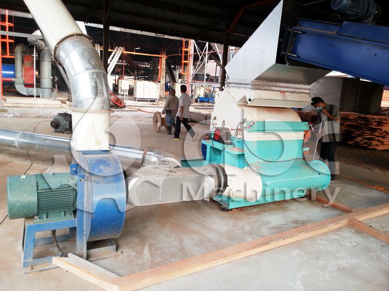 wood chips crushing machine of the pellet plant